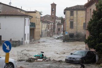 Alluvione in Emilia Romagna: una vittima e migliaia di sfollati